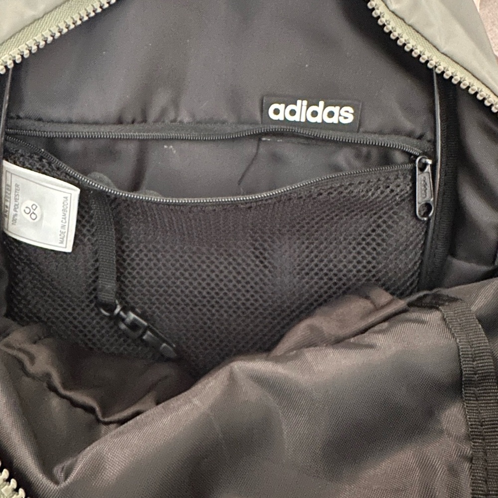 Adidas Excelente condición
